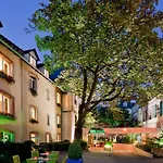 Ibis Styles Centre 호텔 3*