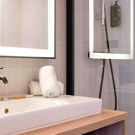 Ibis Styles Centre فندق 3*