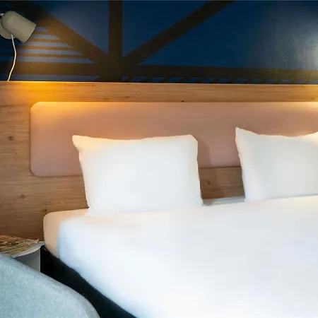 Ibis Styles Centre 호텔 3*