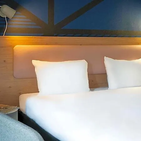 فندق Ibis Styles Centre 3*