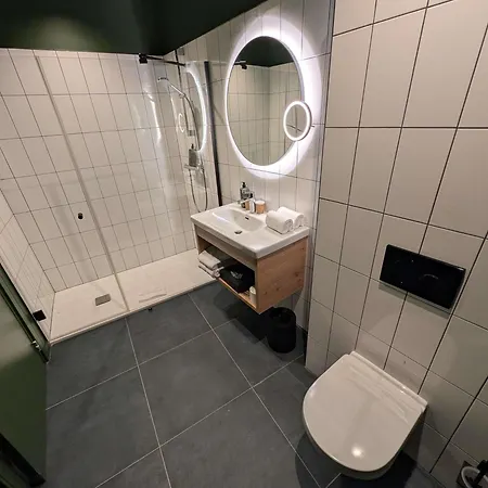 Ibis Styles Centre Hotell 3*