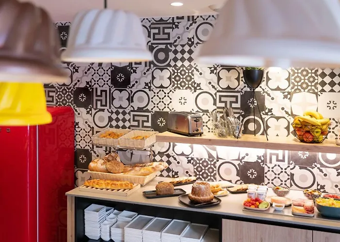 Ibis Styles Centre Готель 3*