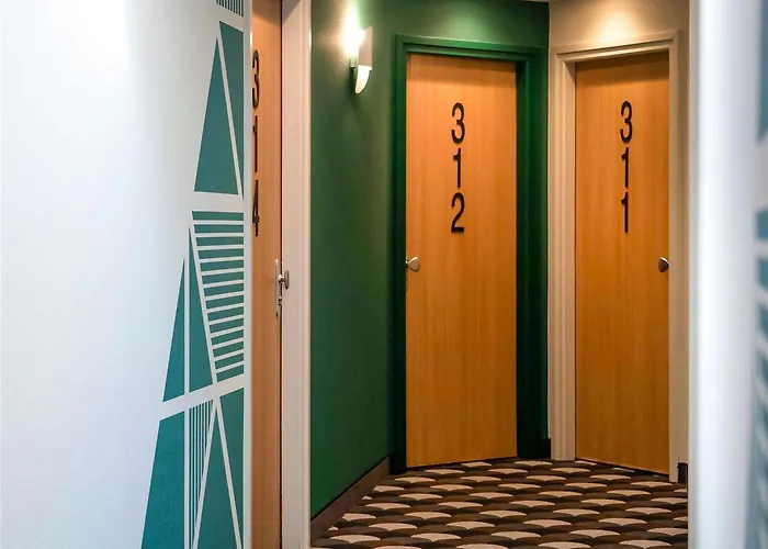 Готель Ibis Styles Centre