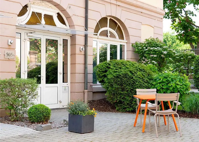 Ibis Styles Centre Готель 3*