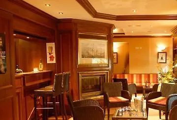 Отель Ibis Styles Centre 3*